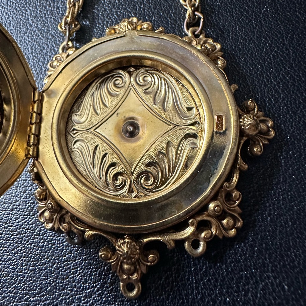 3- FLORENZA Vtge. FILIGREE XL slide LOCKET VICTORIAN REVIVAL SIGNED 24” chain - Picture 12 of 14